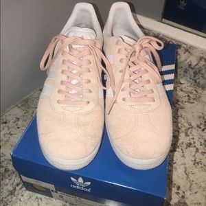Women’s gazelle adidas